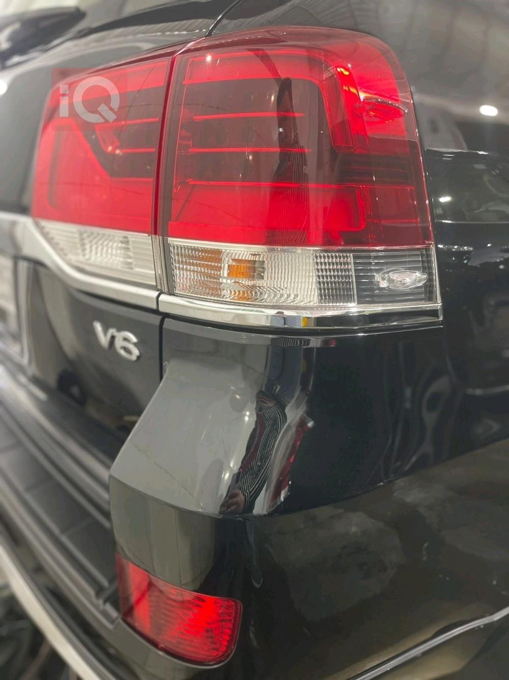 تويوتا لاندكروزر